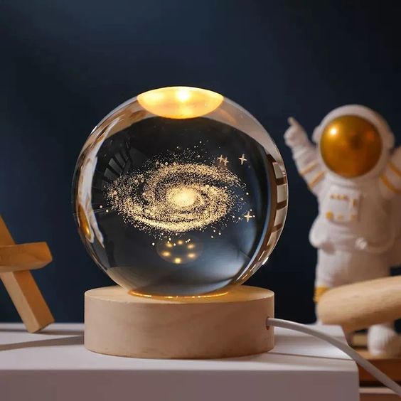 Bestneed™ 3D Galaxy Crystal Globe